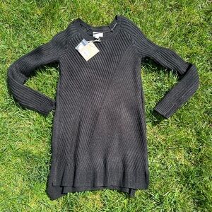 Sweater NWT